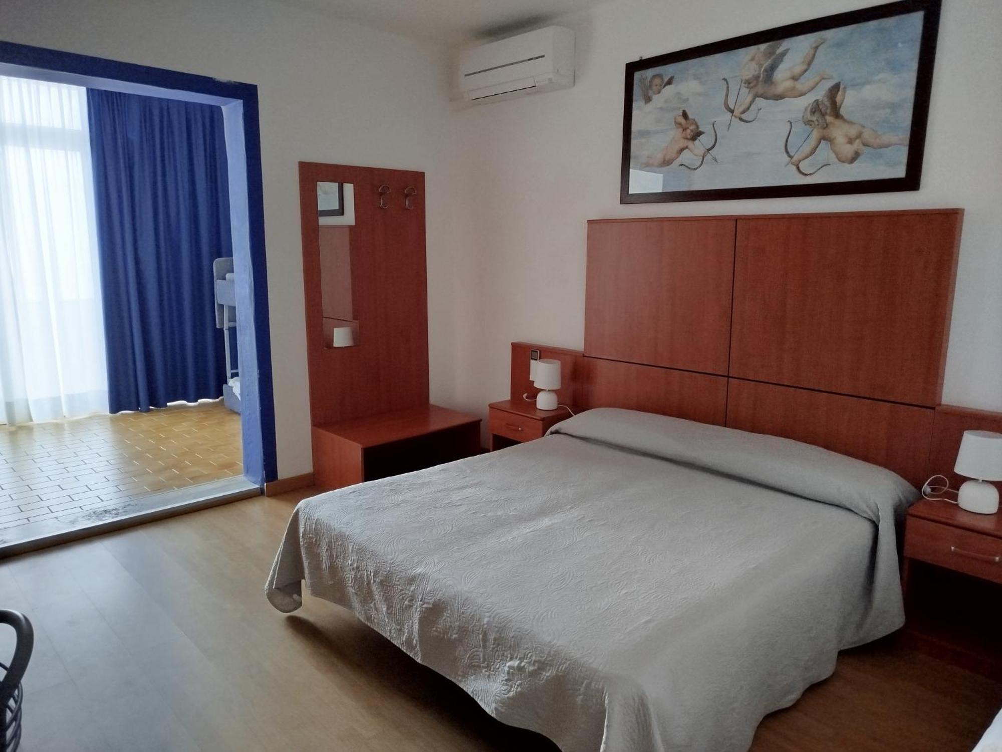 Hotel Silva Frontemare Lido di Jesolo Exterior foto